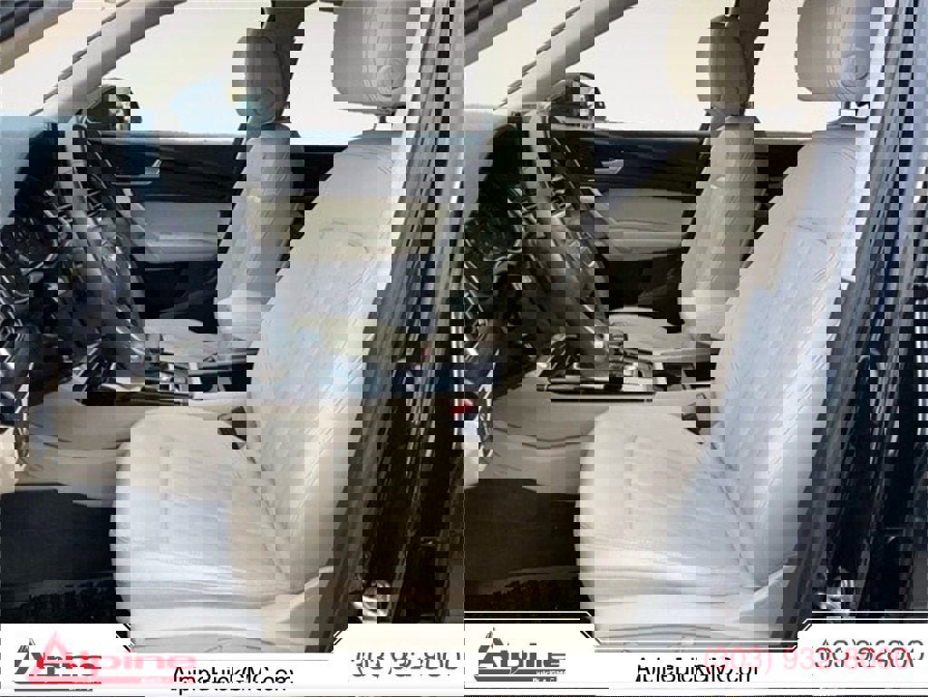 Used 2023 Audi Q5 2.0T Premium w/ Convenience Package image 9