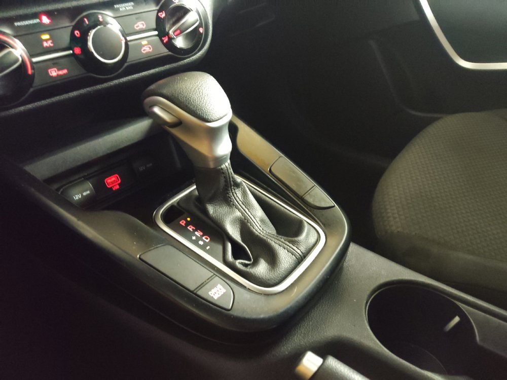 Used 2021 Kia Soul LX FWD image 26