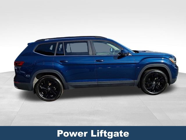 Used 2023 Volkswagen Atlas SE w/ Black Wheel Package image 9