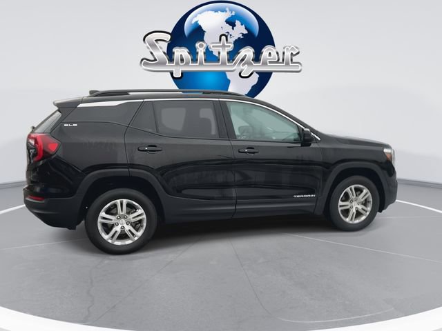 Used 2023 GMC Terrain SLE w/ Driver Convenience Package image 9
