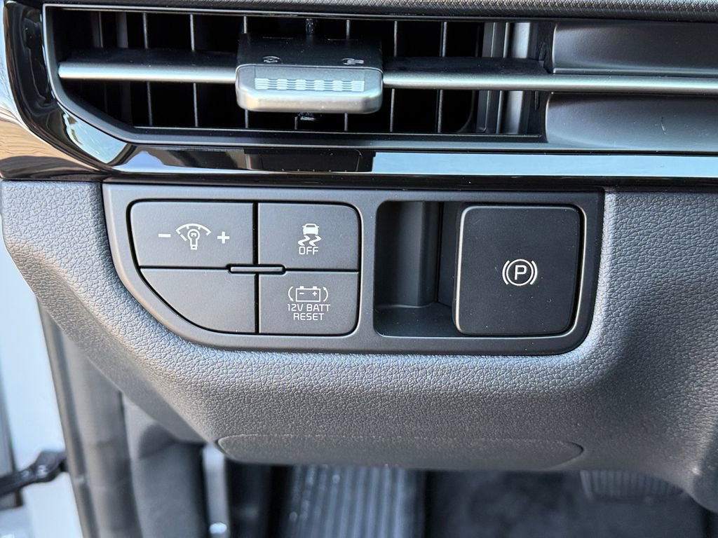 New 2026 Kia Sportage S image 20