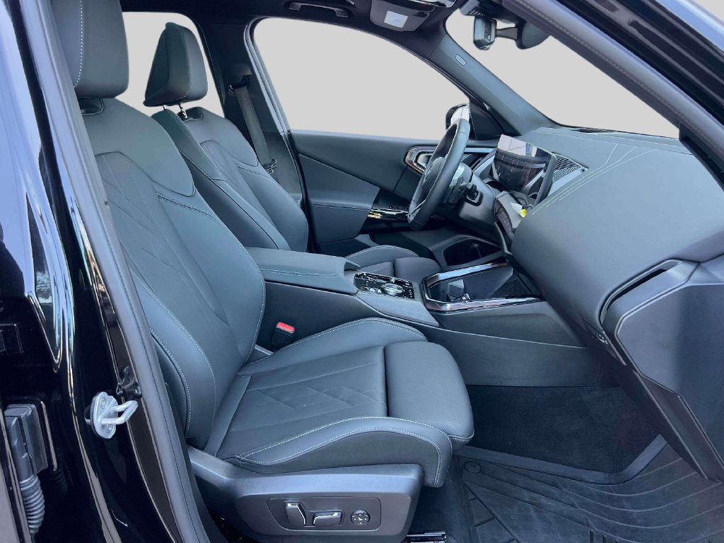 Certified 2026 BMW X3 xDrive30i AWD/4WD image 11