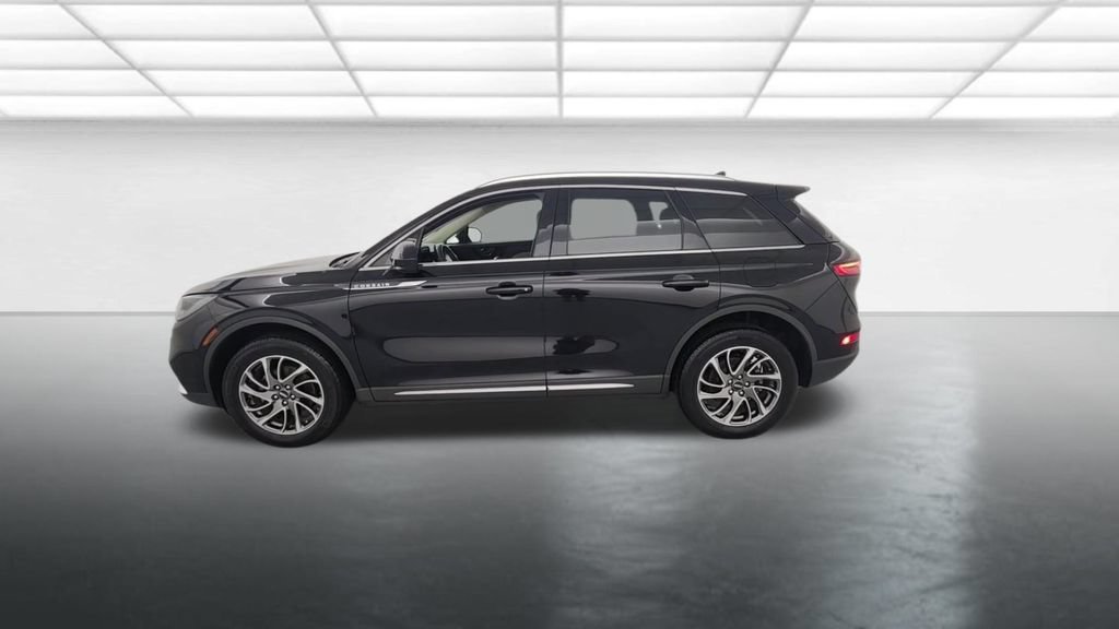 Used 2022 Lincoln Corsair AWD w/ Equipment Group 101A image 4