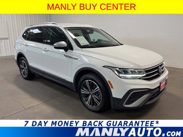 Used 2024 Volkswagen Tiguan Wolfsburg Edition AWD/4WD image 1
