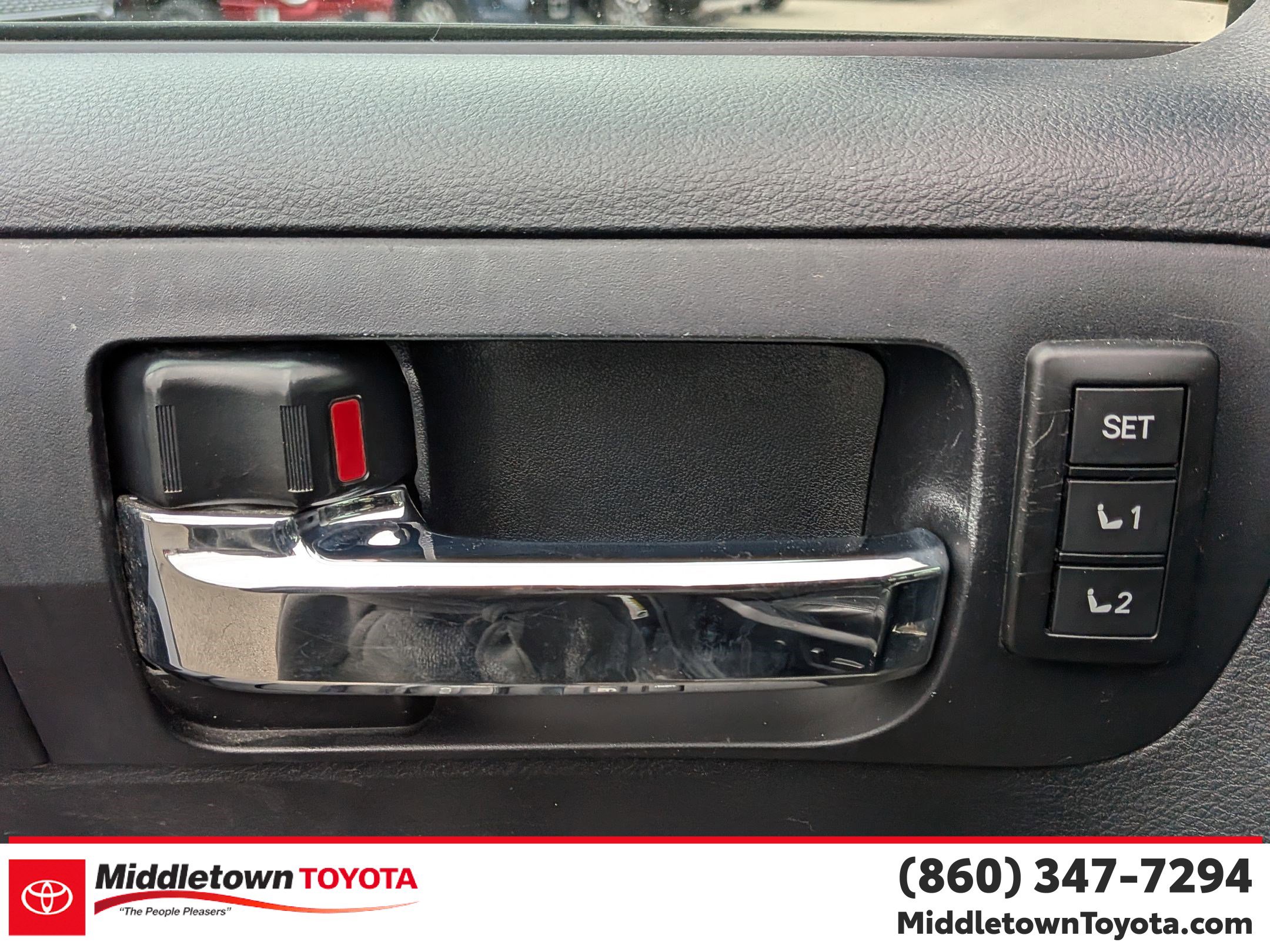 Certified 2020 Toyota Tundra Platinum image 11