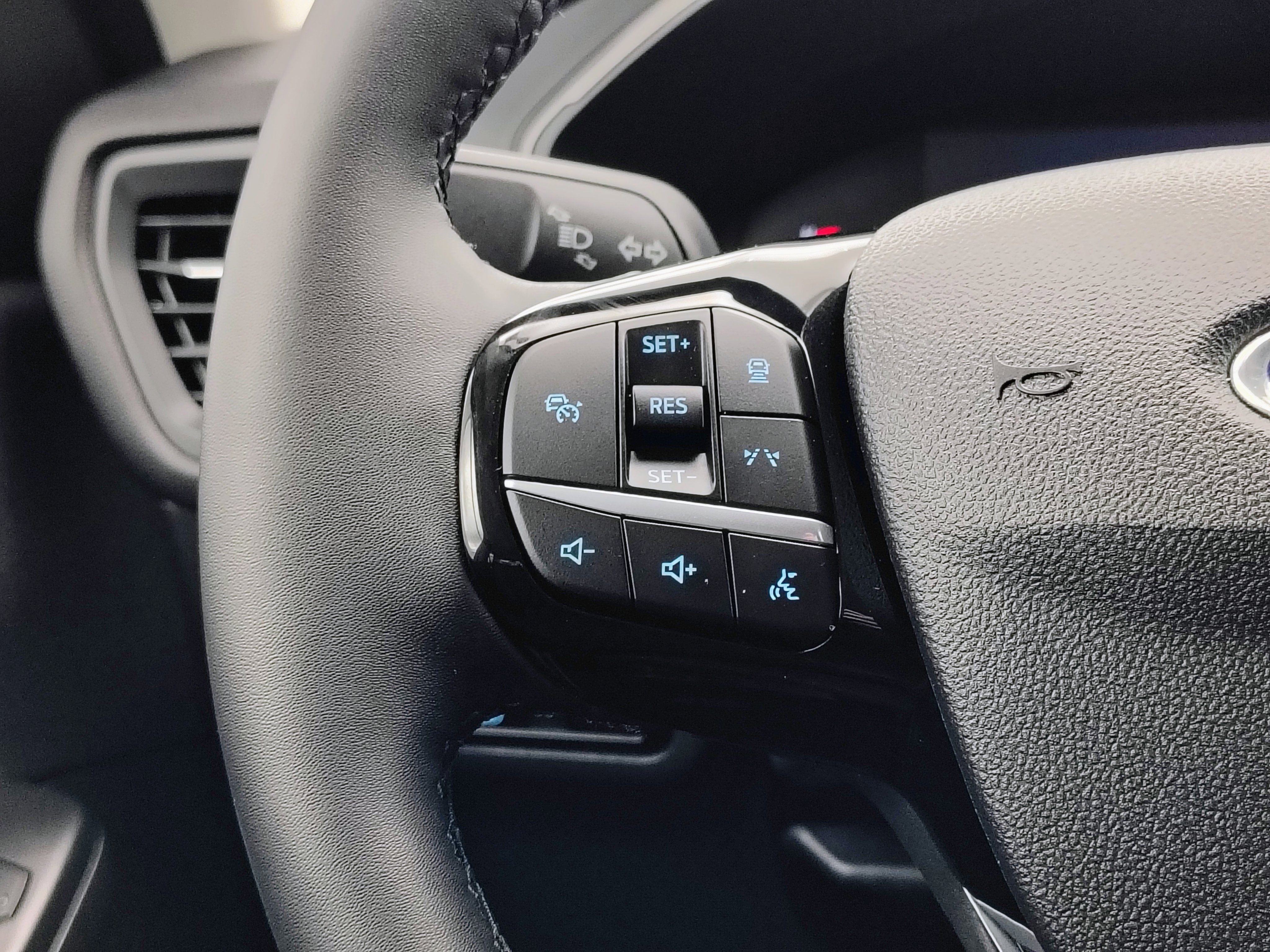 Used 2023 Ford Escape Active w/ Tech Pack #1 image 41