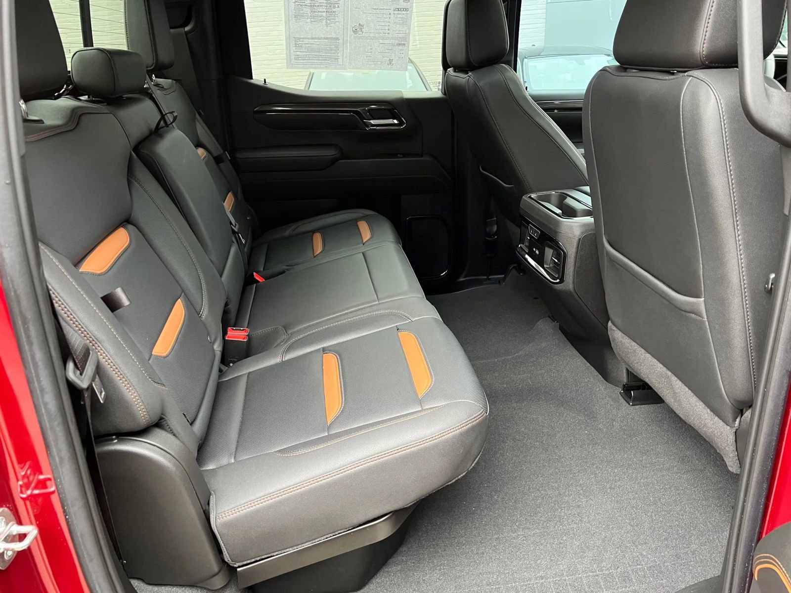 Used 2023 GMC Sierra 1500 AT4 w/ AT4 Premium Package image 6