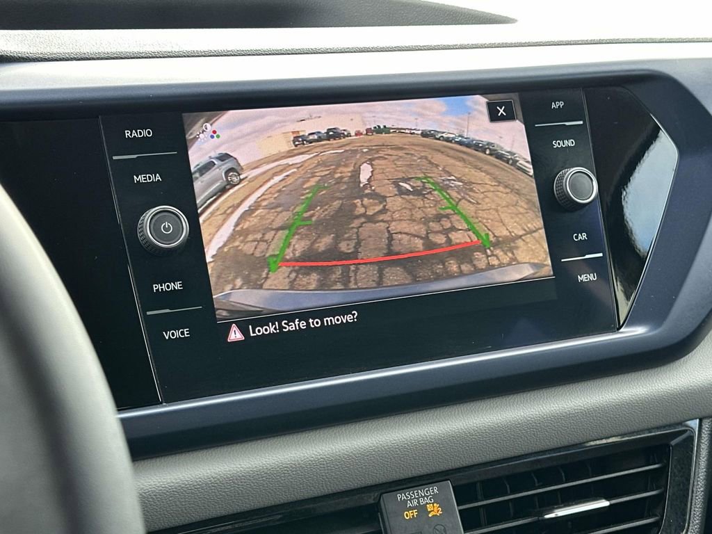 Used 2022 Volkswagen Taos SE image 28