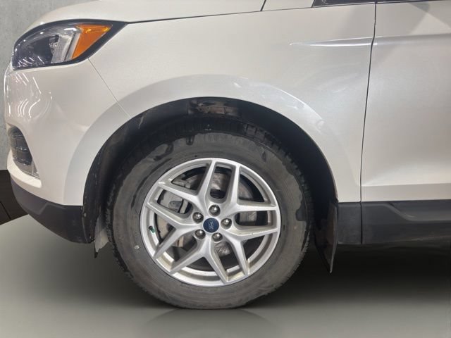 Certified 2022 Ford Edge SEL w/ Convenience Package AWD/4WD image 14