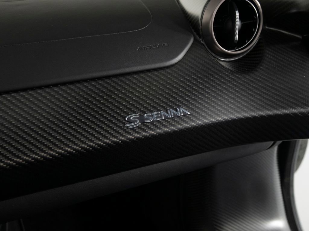 Used 2019 McLaren Senna image 50