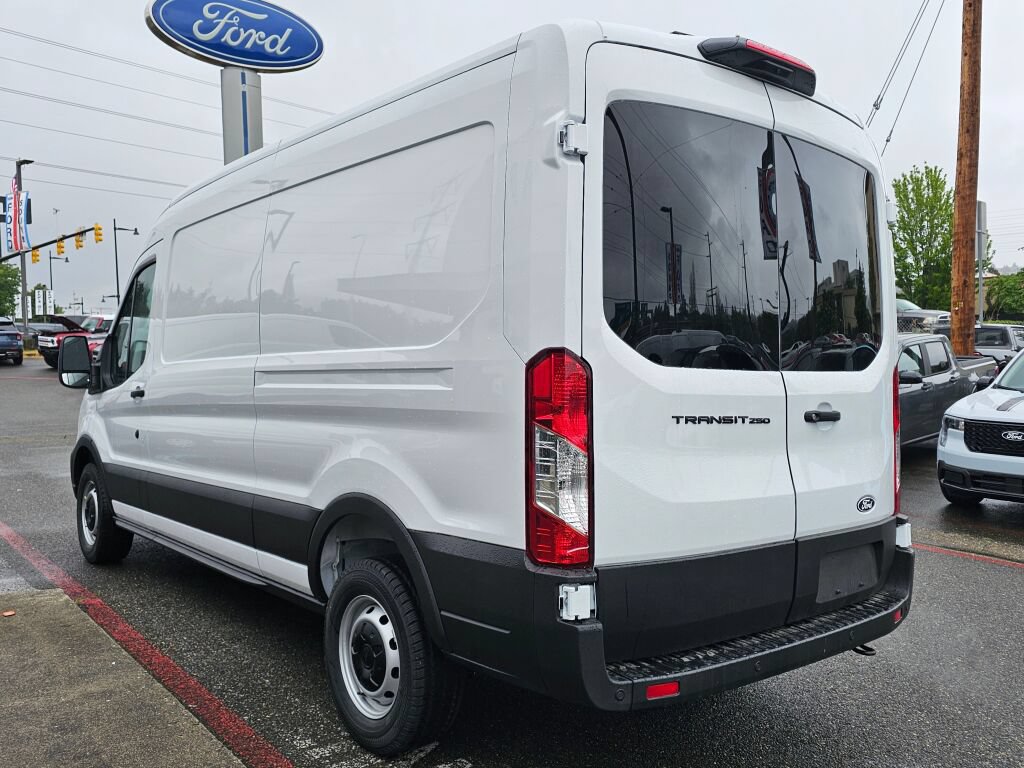 New 2026 Ford Transit 250 148 Medium Roof RWD image 3