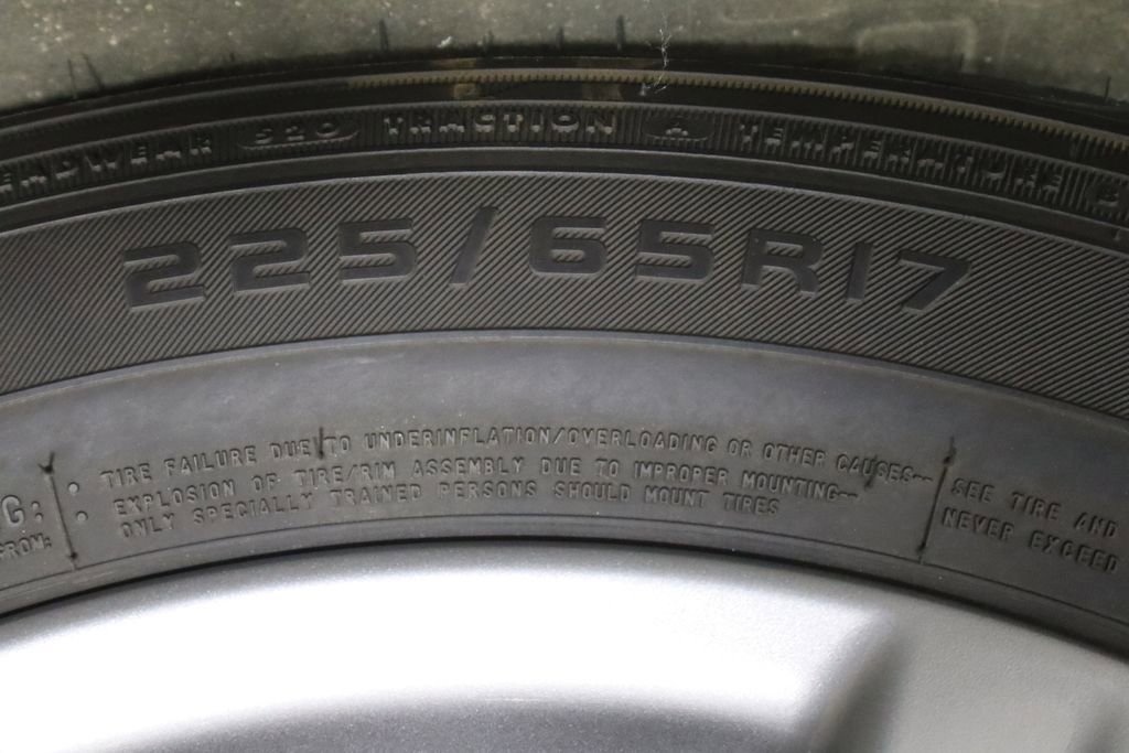Used 2024 Toyota RAV4 LE AWD/4WD image 37