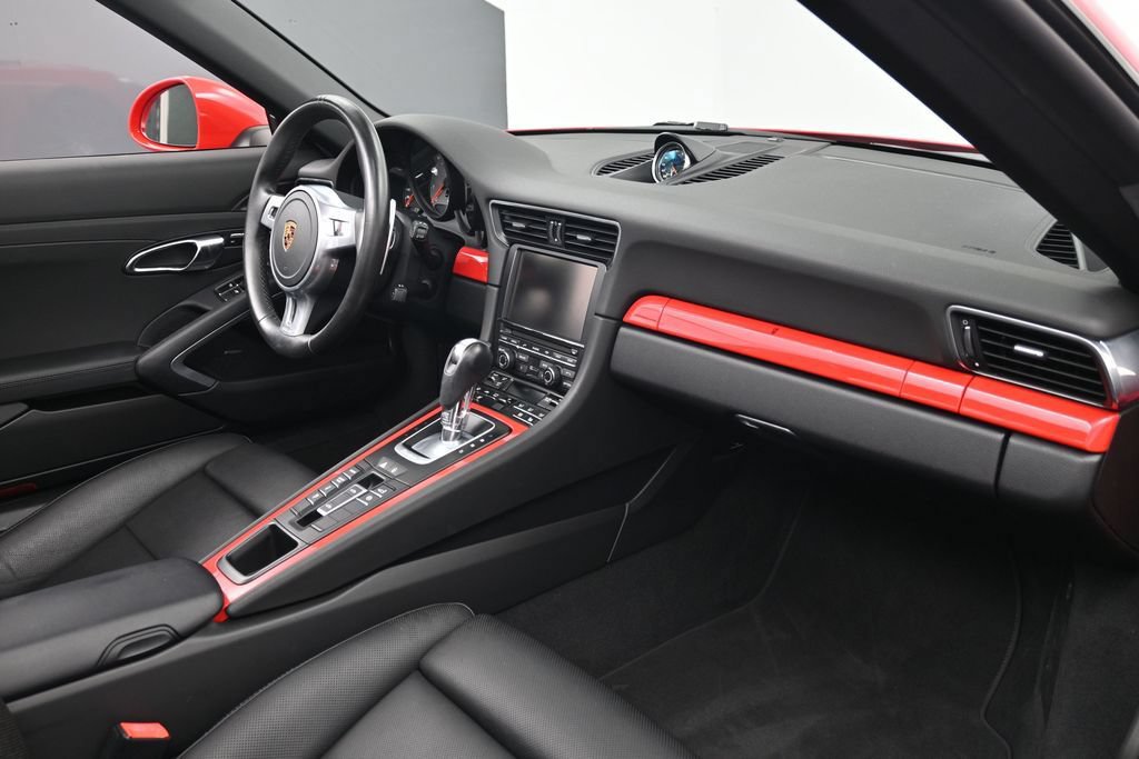 Certified 2016 Porsche 911 Targa 4S AWD/4WD image 12