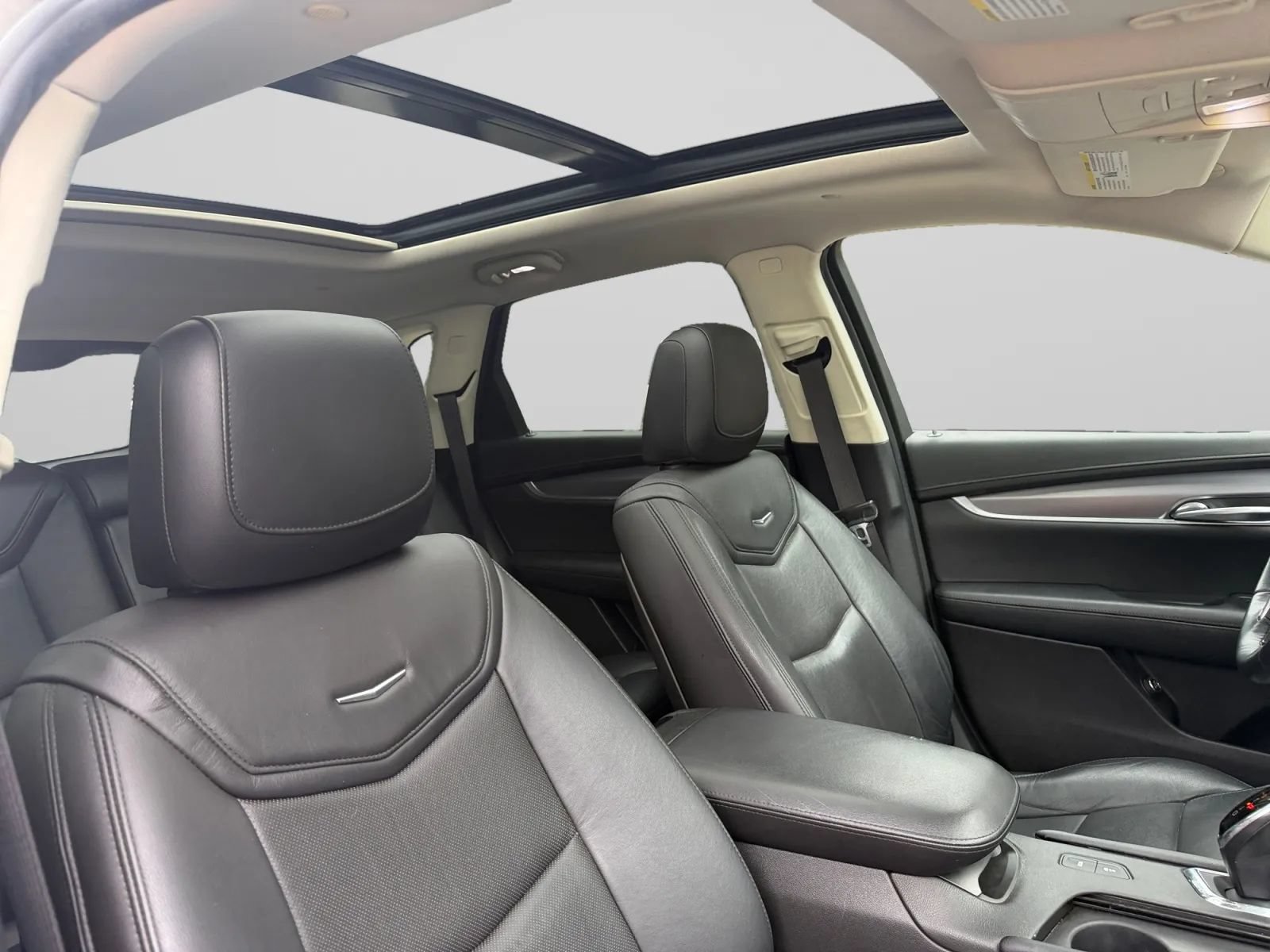 Used 2019 Cadillac XT5 Premium Luxury FWD image 34