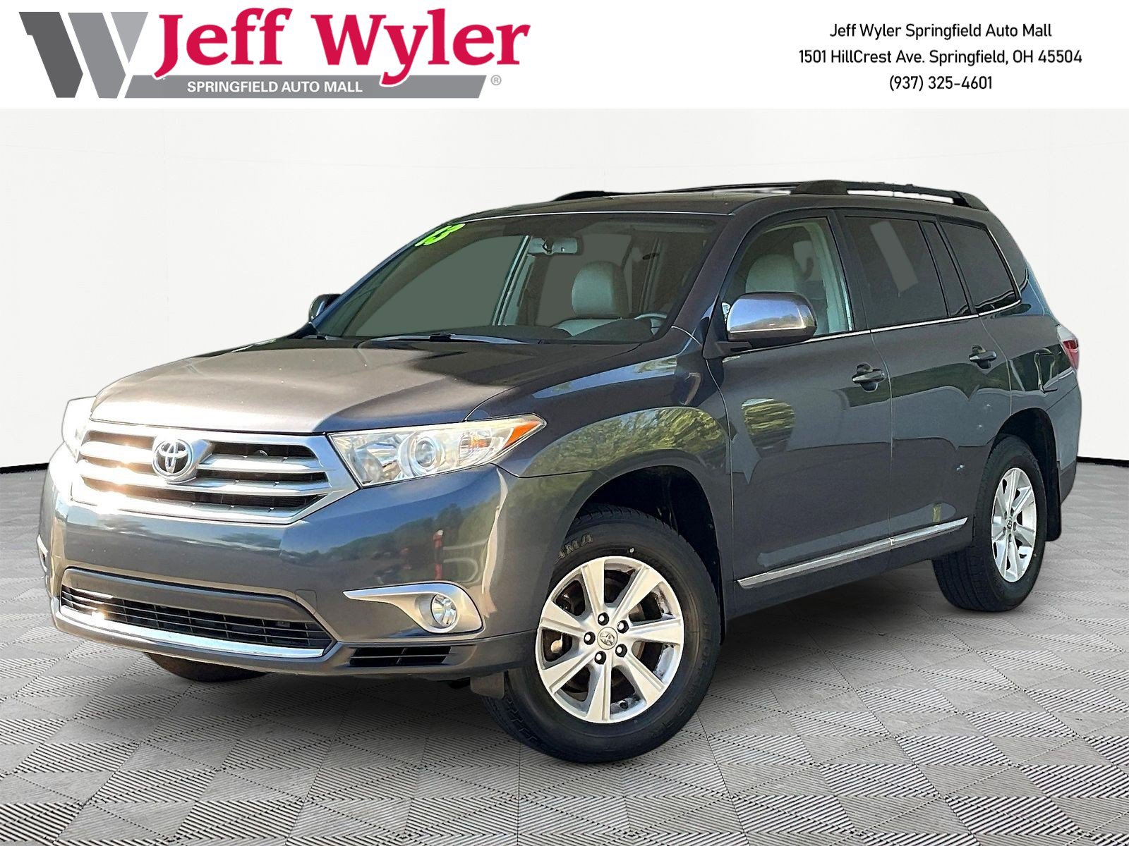 Used 2013 Toyota Highlander SE