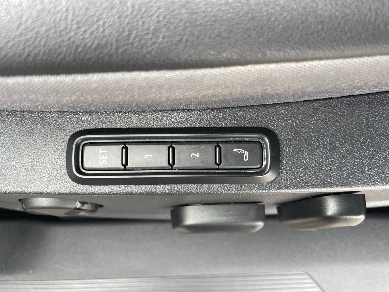Used 2024 Volkswagen ID.4 S RWD image 14