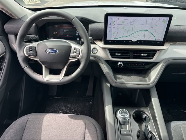 New 2026 Ford Explorer Active RWD image 12