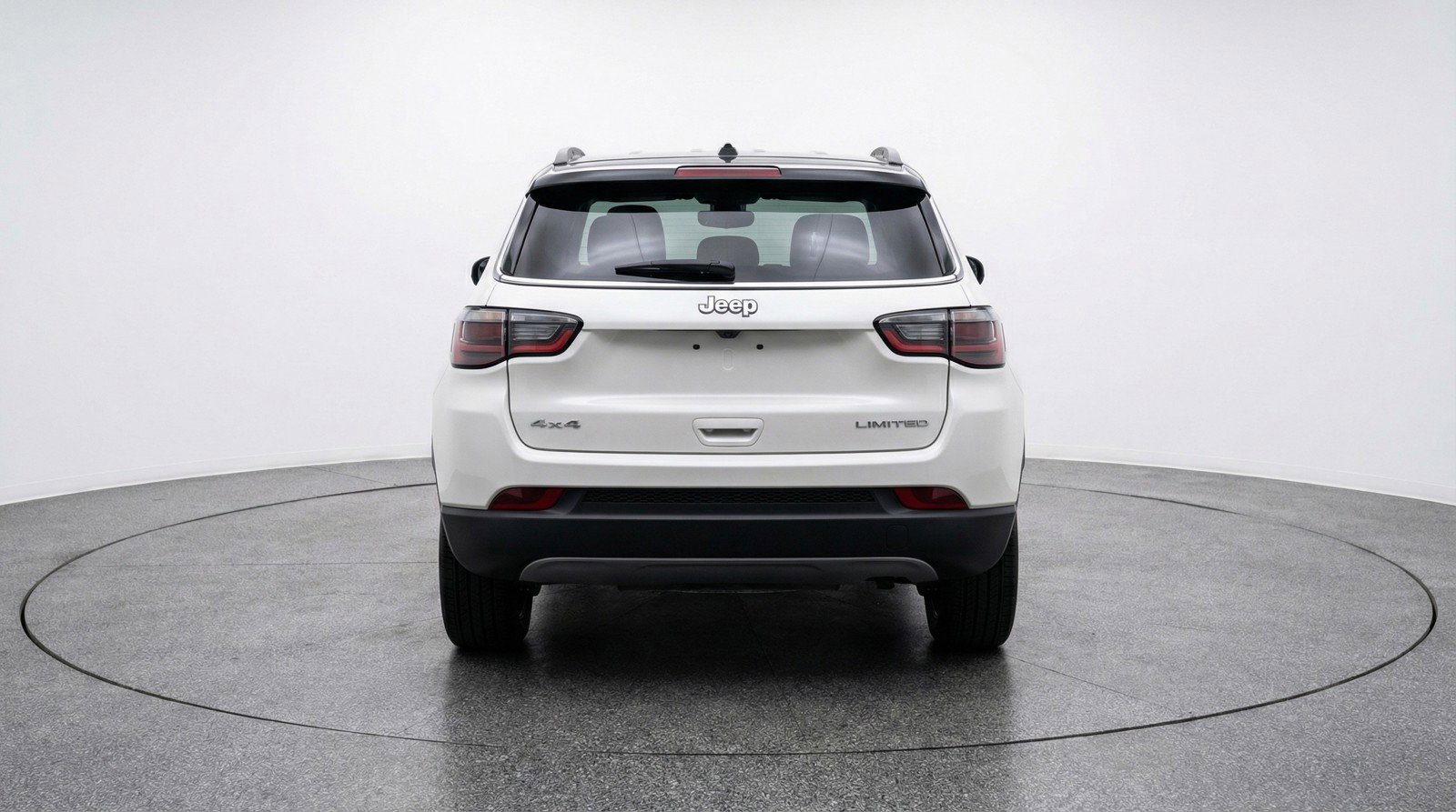 Used 2025 Jeep Compass Trailhawk image 7