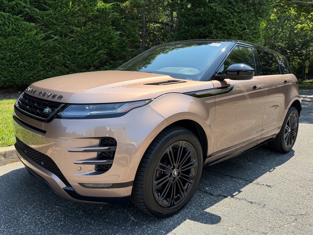 Used 2025 Land Rover Range Rover Evoque Dynamic SE image 1