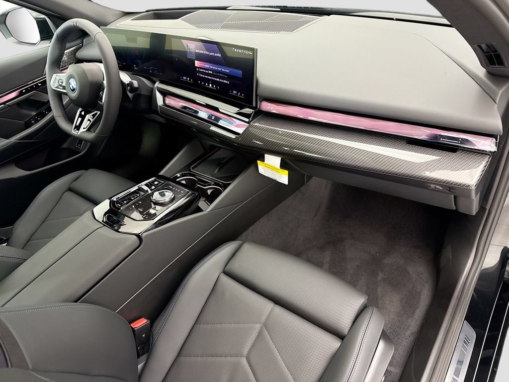 New 2027 BMW 550e xDrive AWD/4WD image 16