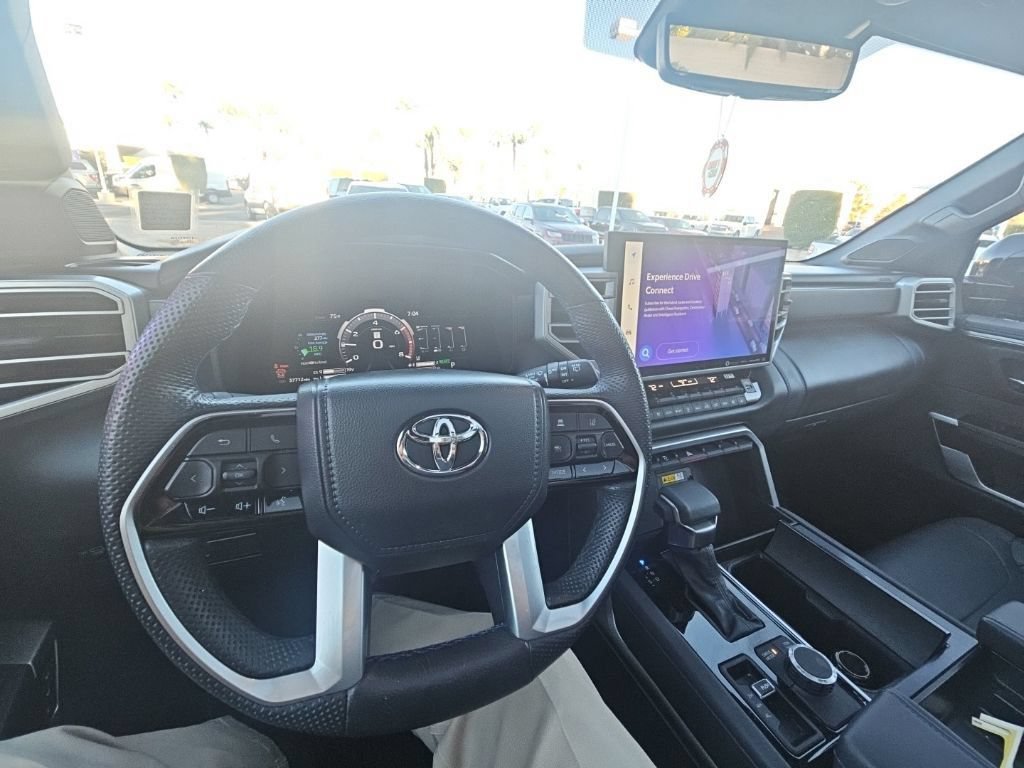 Used 2024 Toyota Sequoia Platinum AWD/4WD image 10