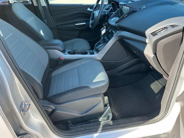 Used 2015 Ford Escape SE w/ Equipment Group 201A image 25