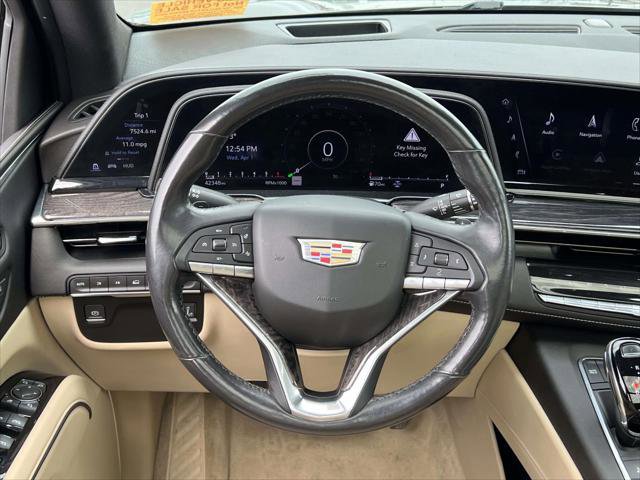 Used 2021 Cadillac Escalade Premium Luxury AWD/4WD image 14