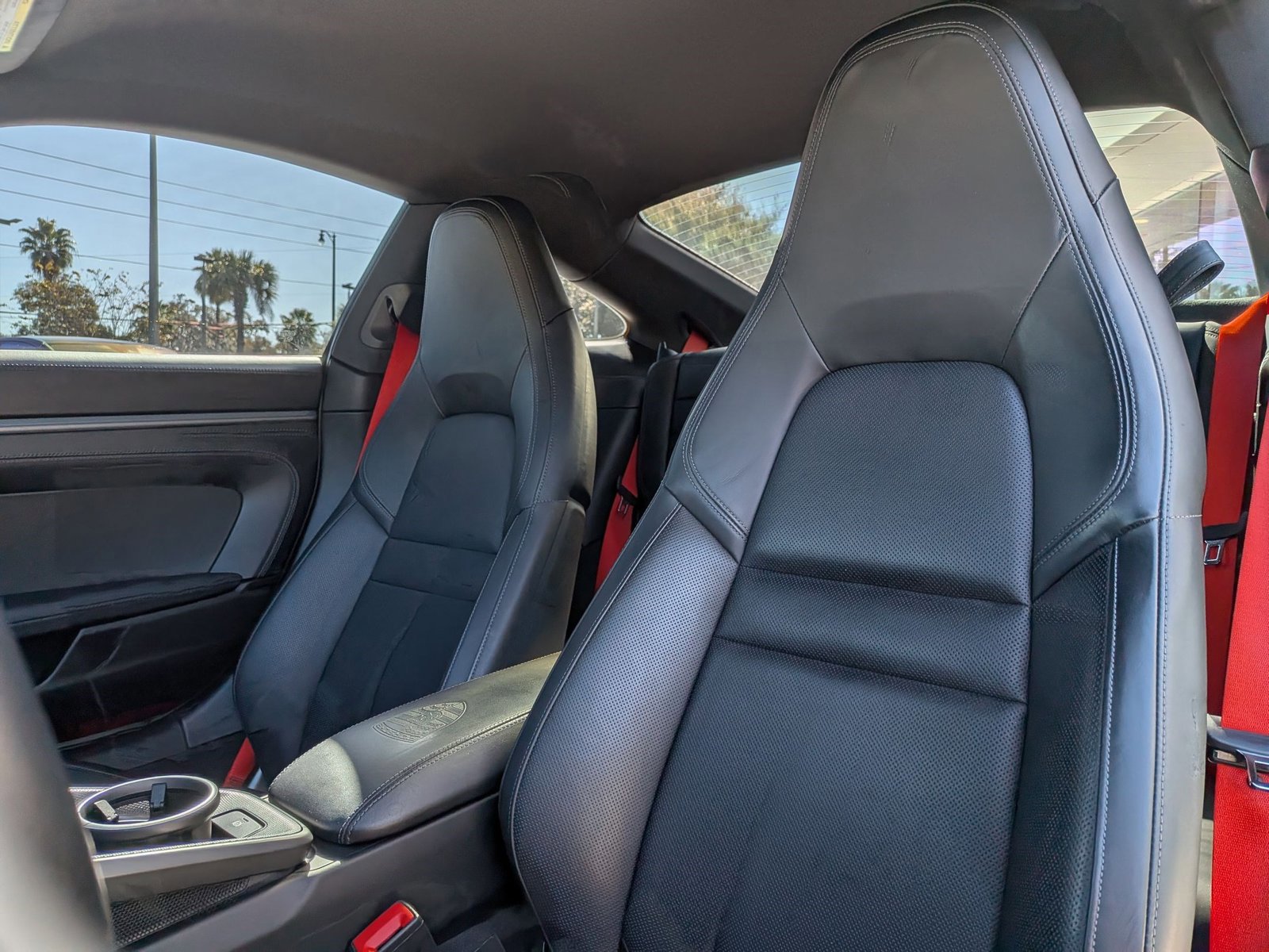 Used 2020 Porsche 911 Carrera S image 5