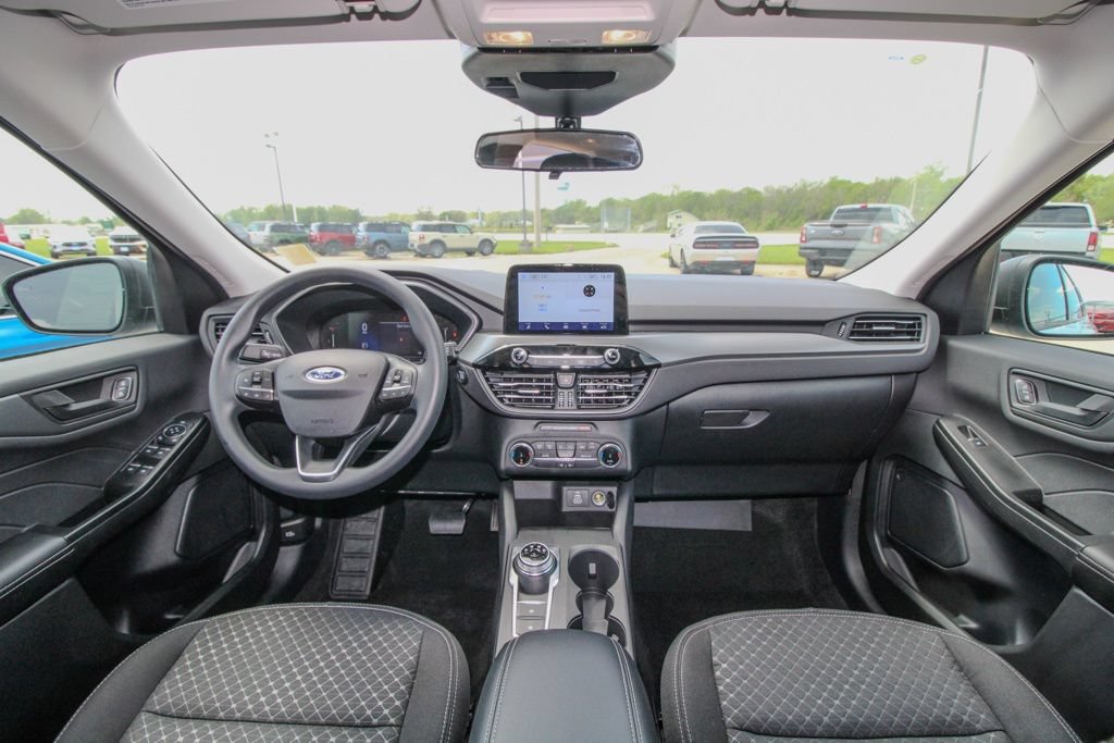 Used 2025 Ford Escape Active FWD image 10