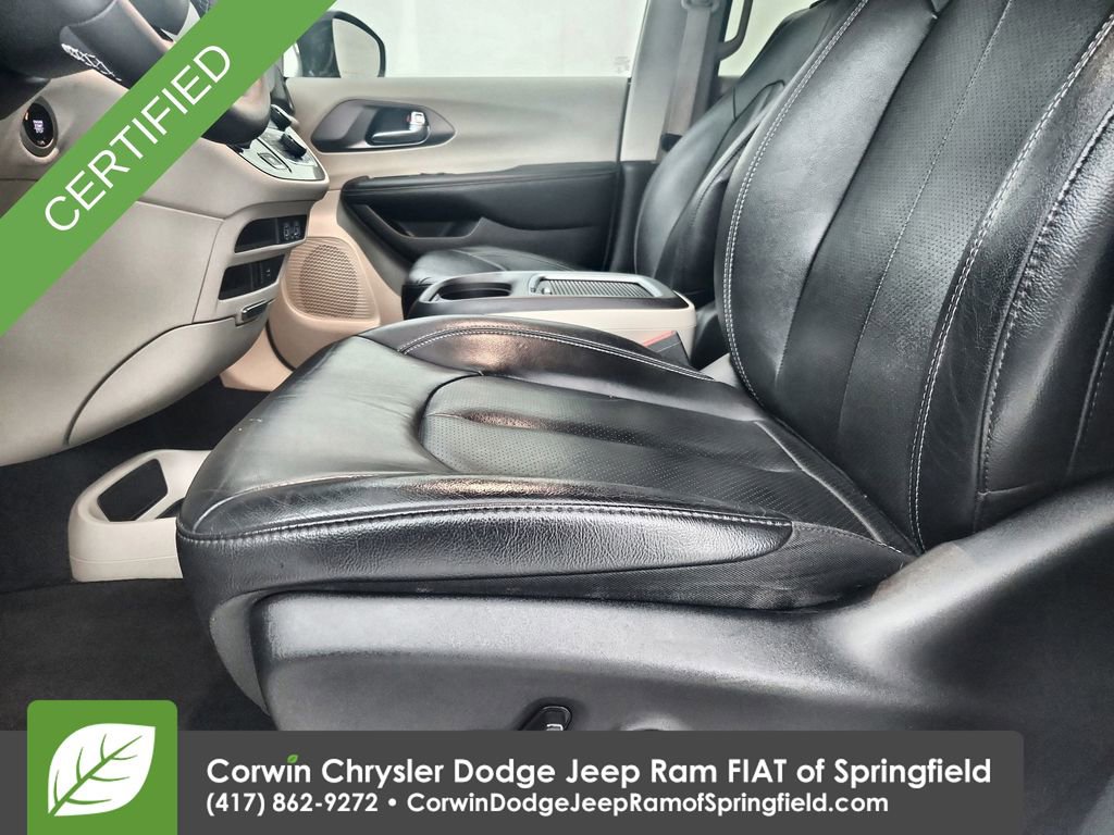 Certified 2022 Chrysler Pacifica Touring-L image 20