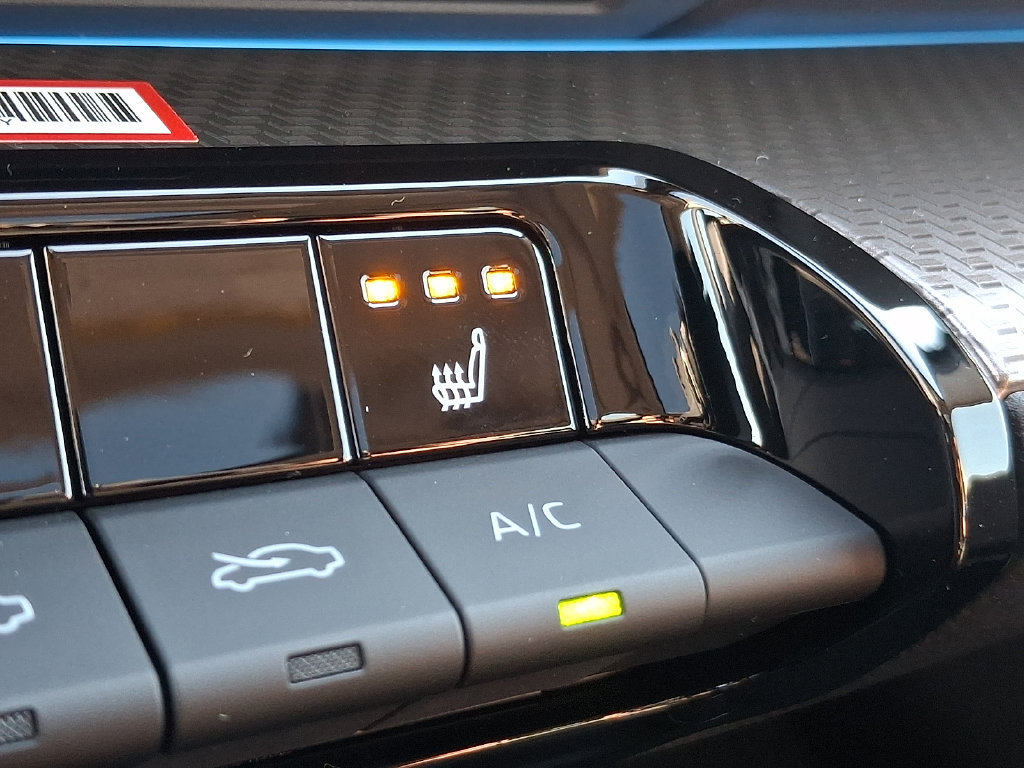 New 2027 Toyota Prius XLE AWD/4WD image 21