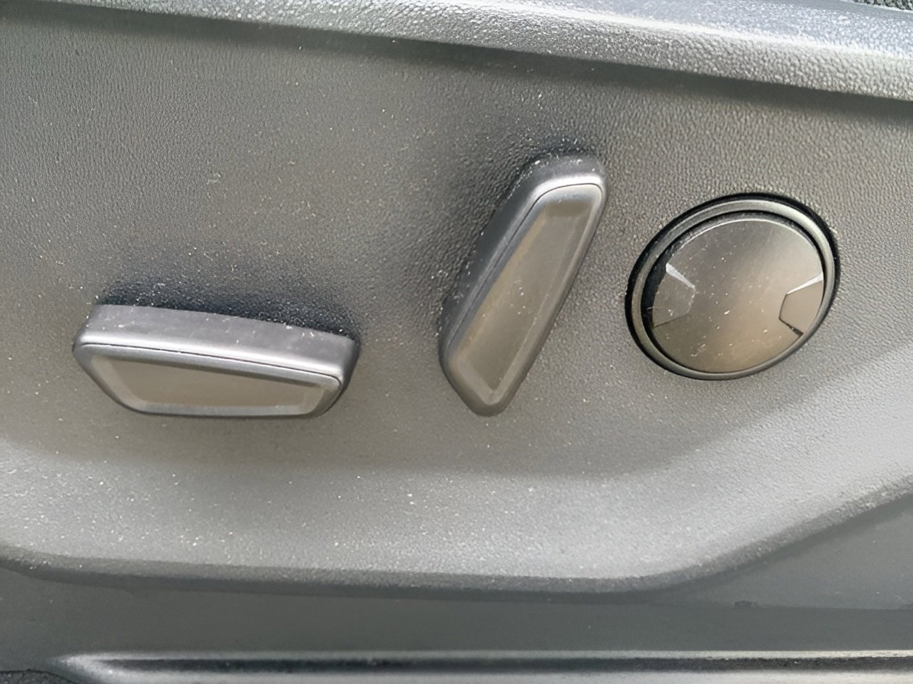 Used 2023 Ford F150 XLT w/ Equipment Group 302A High image 11