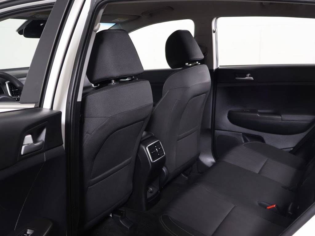 Used 2022 Kia Sportage LX image 23