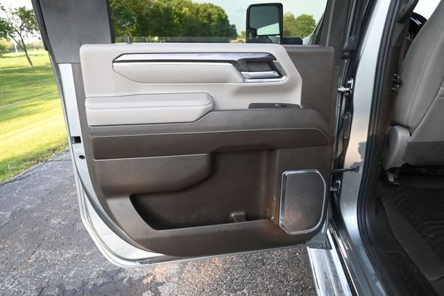 Used 2024 Chevrolet Silverado 3500 LTZ AWD/4WD image 15