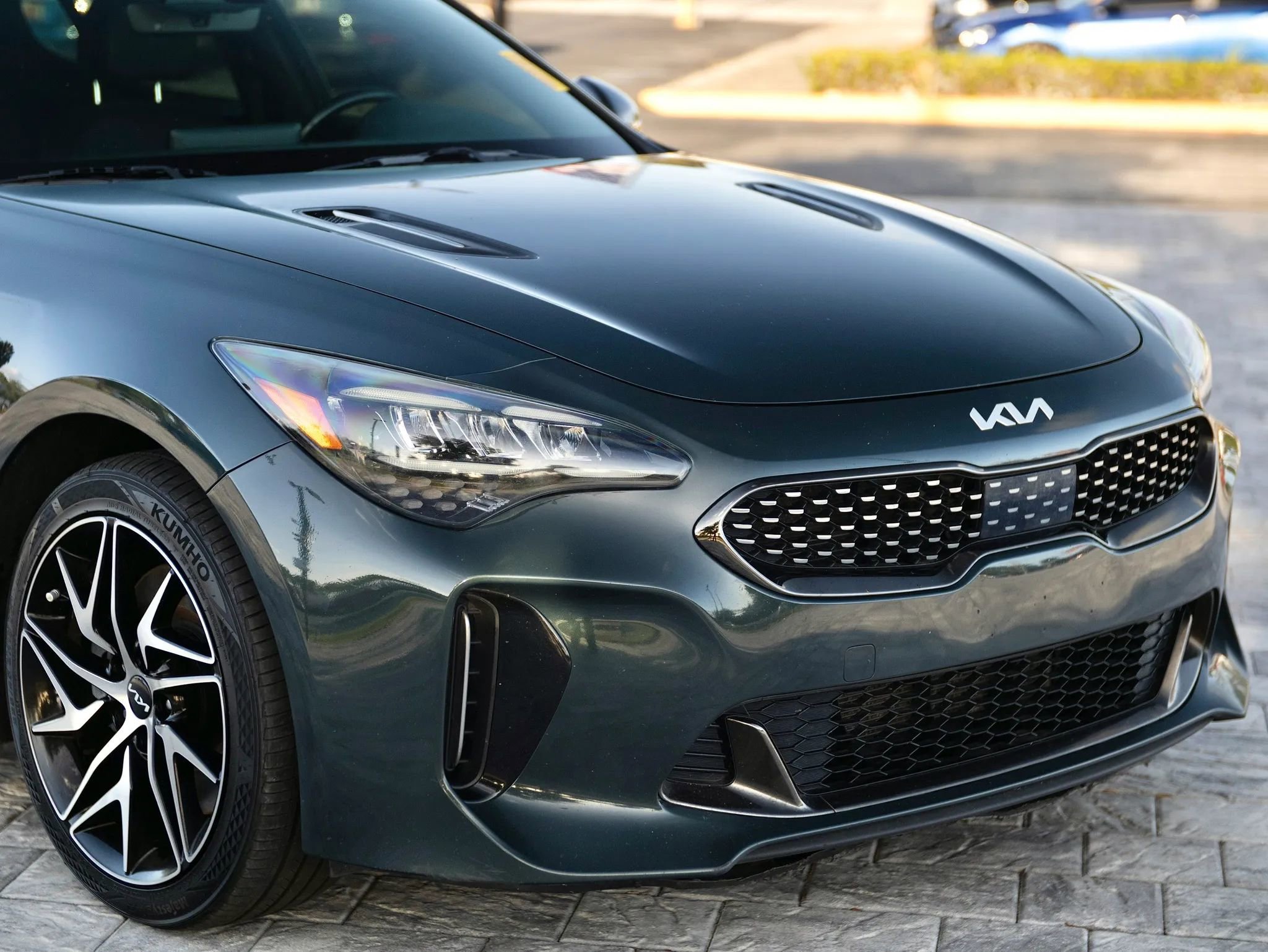 Used 2022 Kia Stinger GT-Line w/ Sun & Sound Package RWD image 2