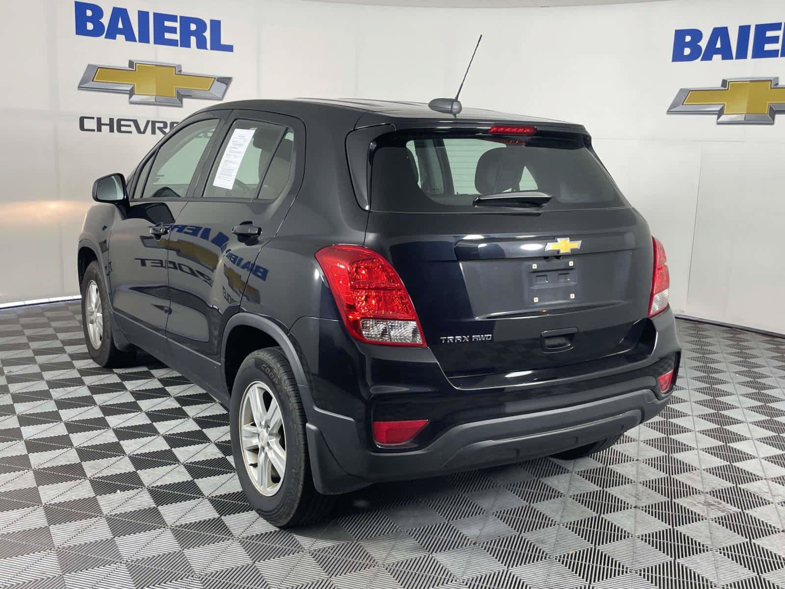Used 2020 Chevrolet Trax LS w/ LPO, Protection Package AWD/4WD image 3