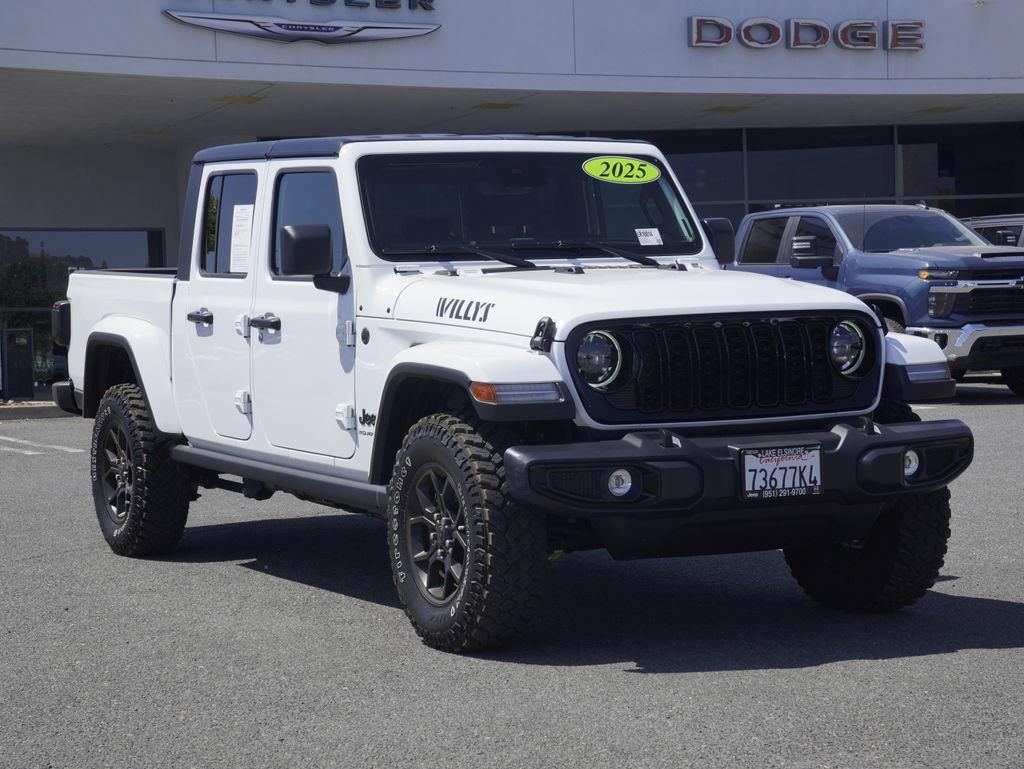 Certified 2025 Jeep Gladiator Sport AWD/4WD image 2