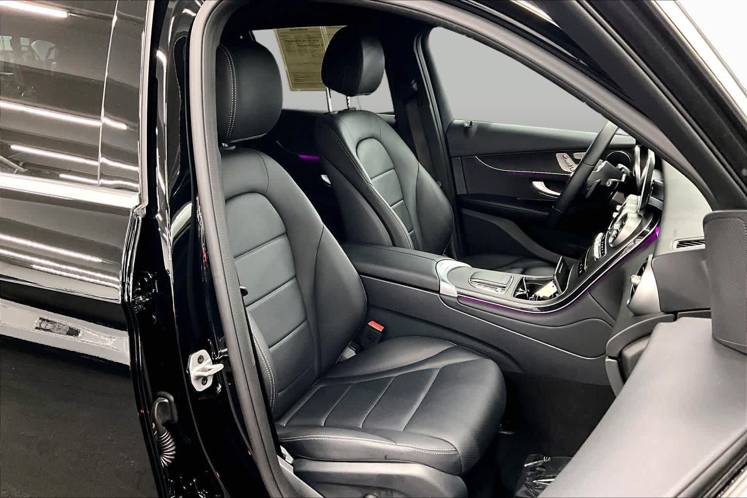 Used 2022 Mercedes-Benz GLC 300 image 8