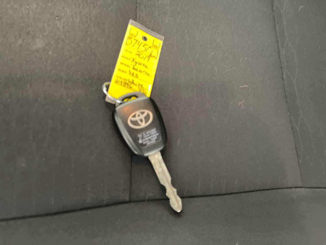 Used 2019 Toyota Tacoma SR5 AWD/4WD image 25