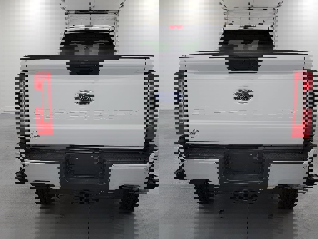 Used 2023 Ford F350 XLT w/ 360-Degree Camera Package image 8