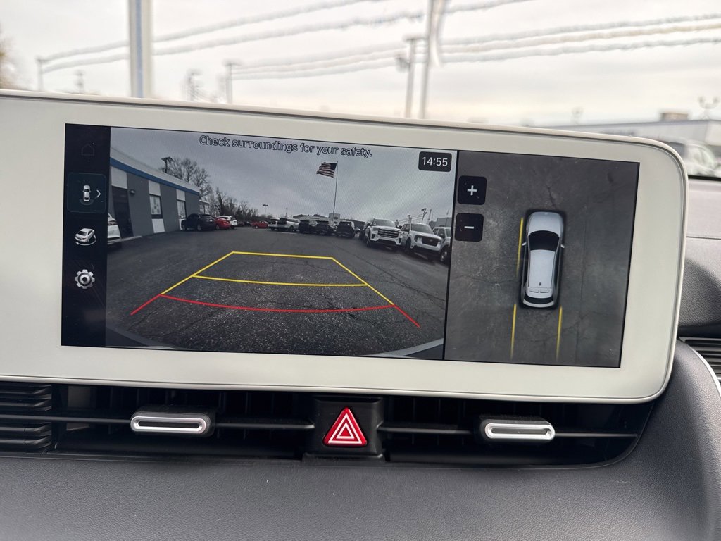 Used 2023 Hyundai Ioniq 5 Limited image 17