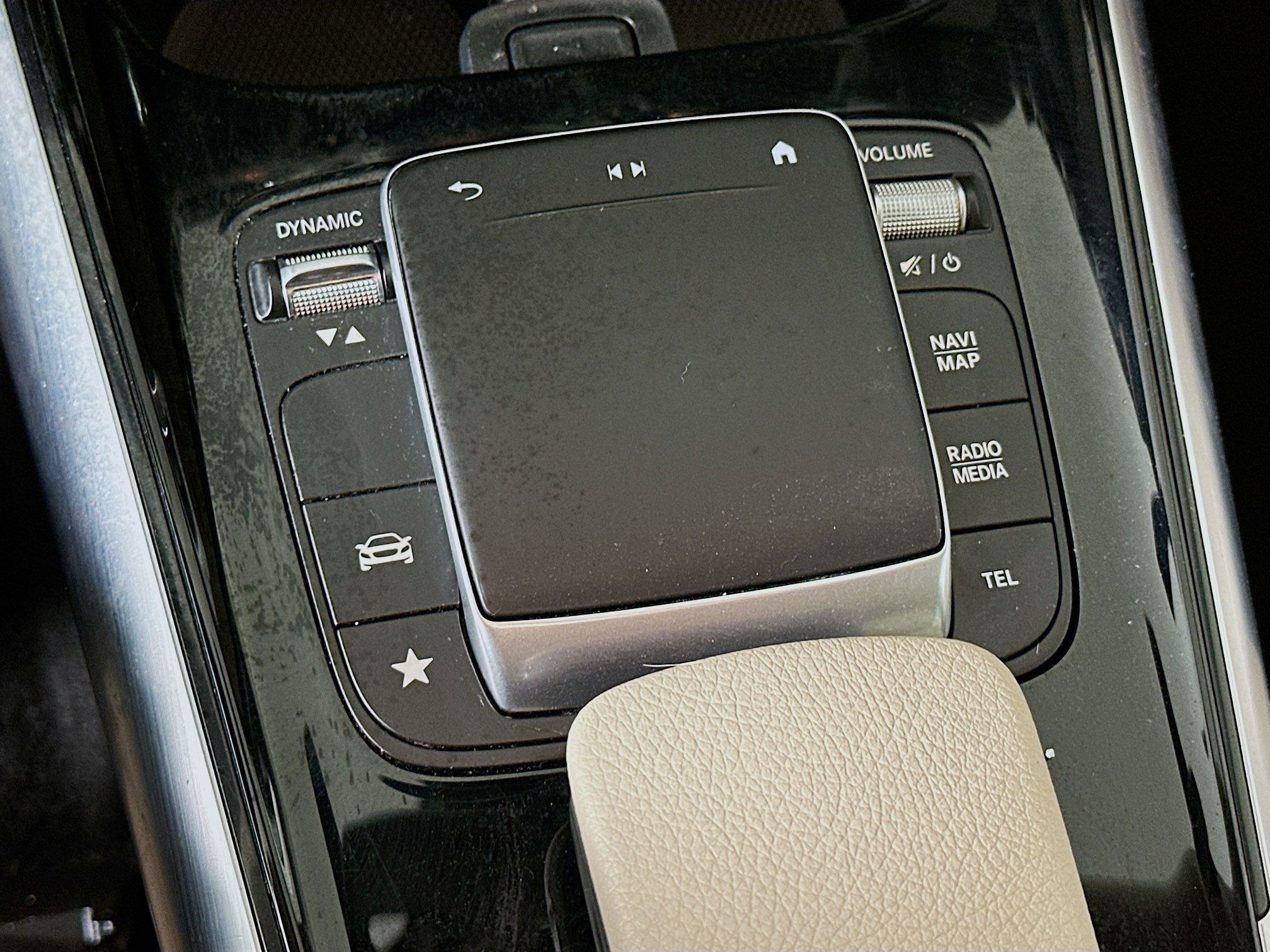 Used 2021 Mercedes-Benz GLA 250 image 25