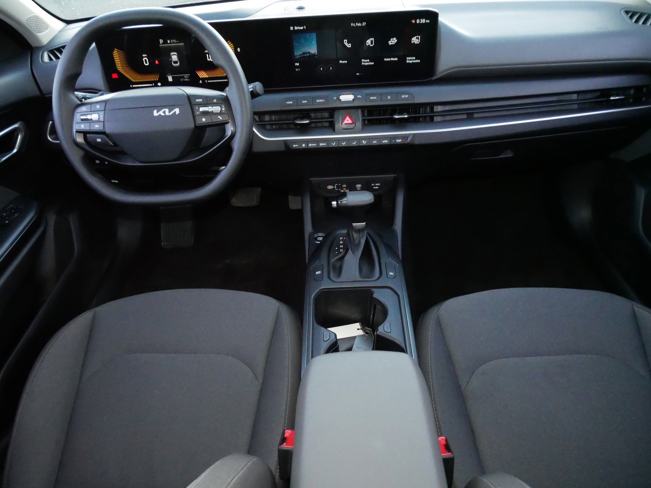 Used 2025 Kia K4 LXS image 10