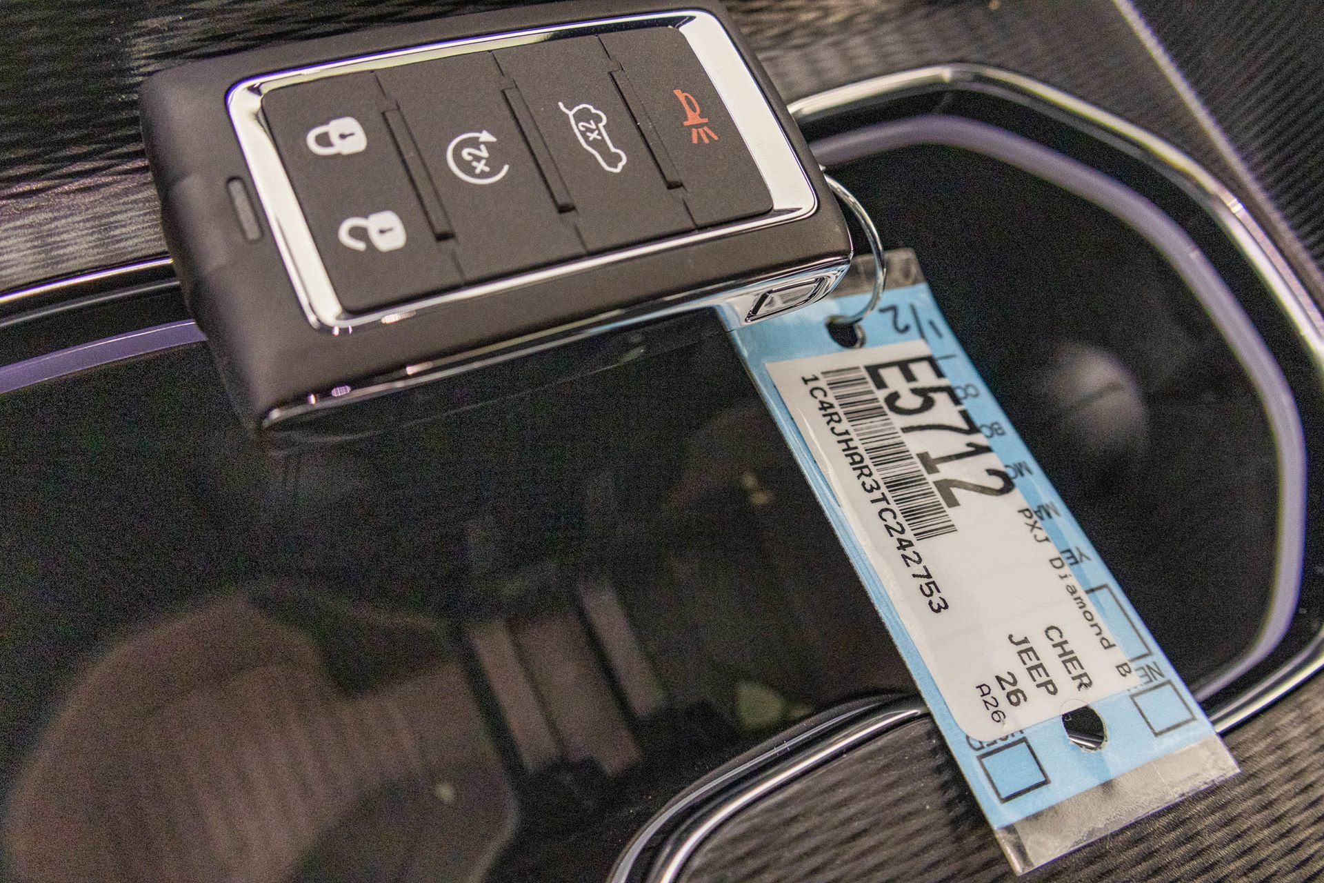 New 2026 Jeep Grand Cherokee Altitude AWD/4WD image 28