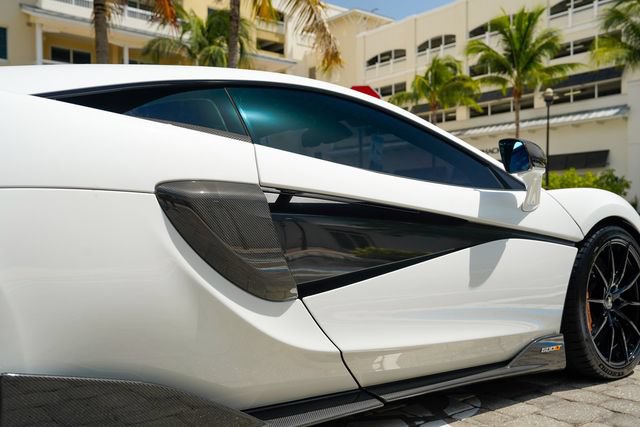 Used 2019 McLaren 600LT RWD image 28