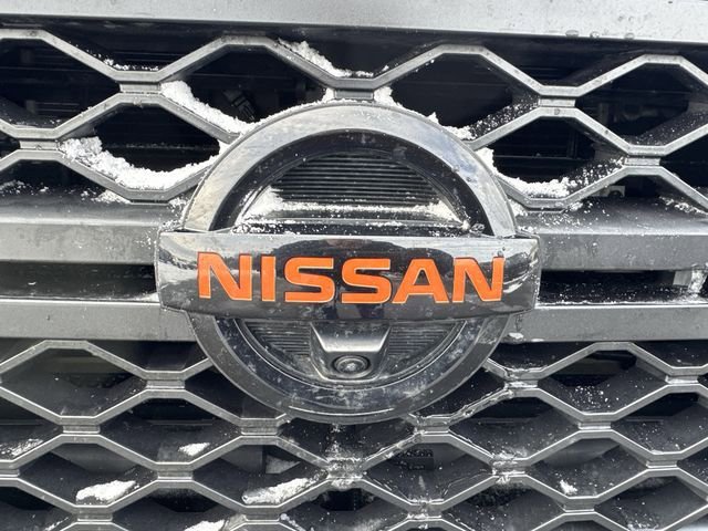 Used 2021 Nissan Titan PRO-4X w/ Pro-4x Convenience Package image 32