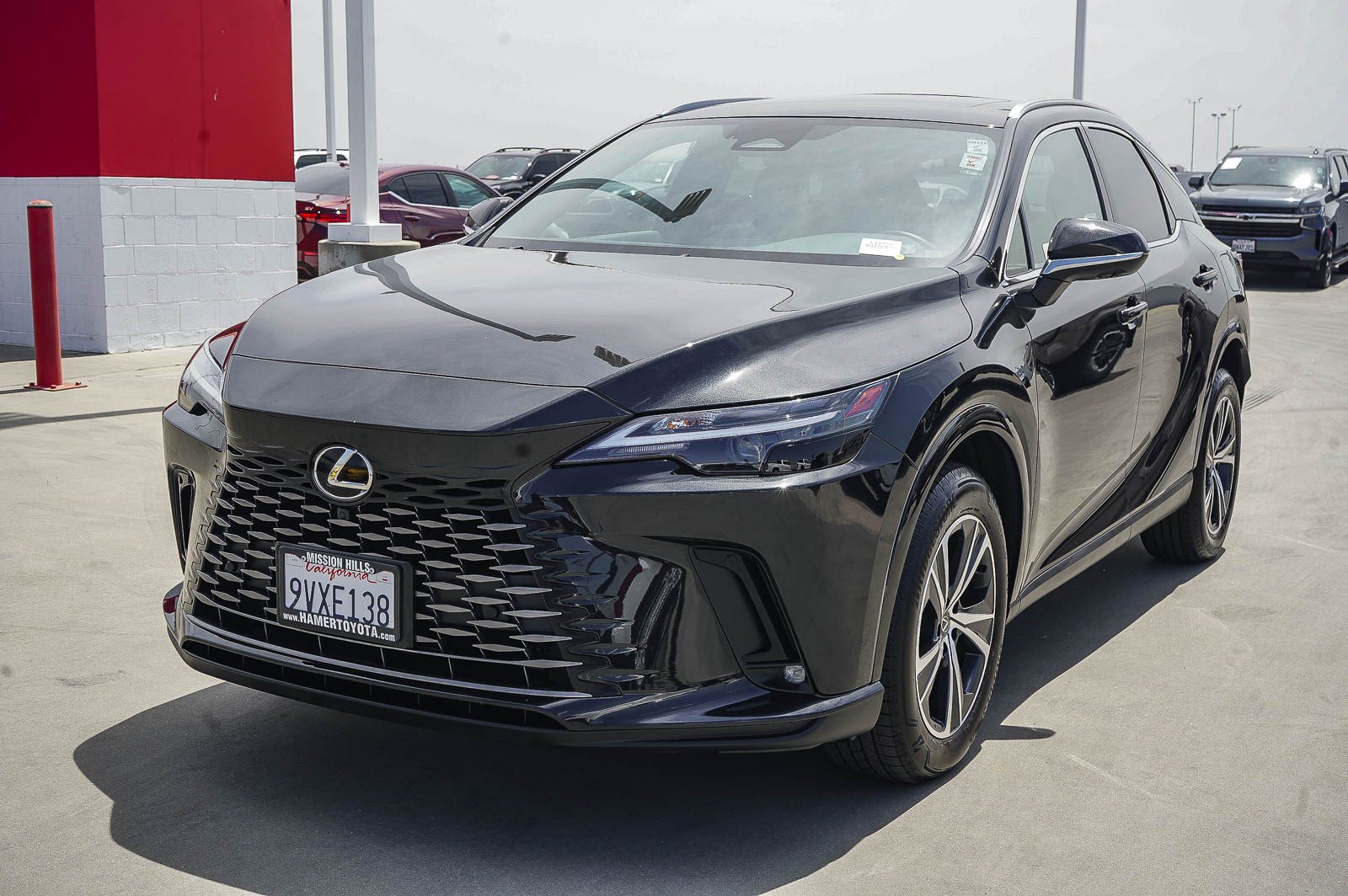Used 2025 Lexus RX 350 Premium w/ Accessory Package (Z1) FWD image 3