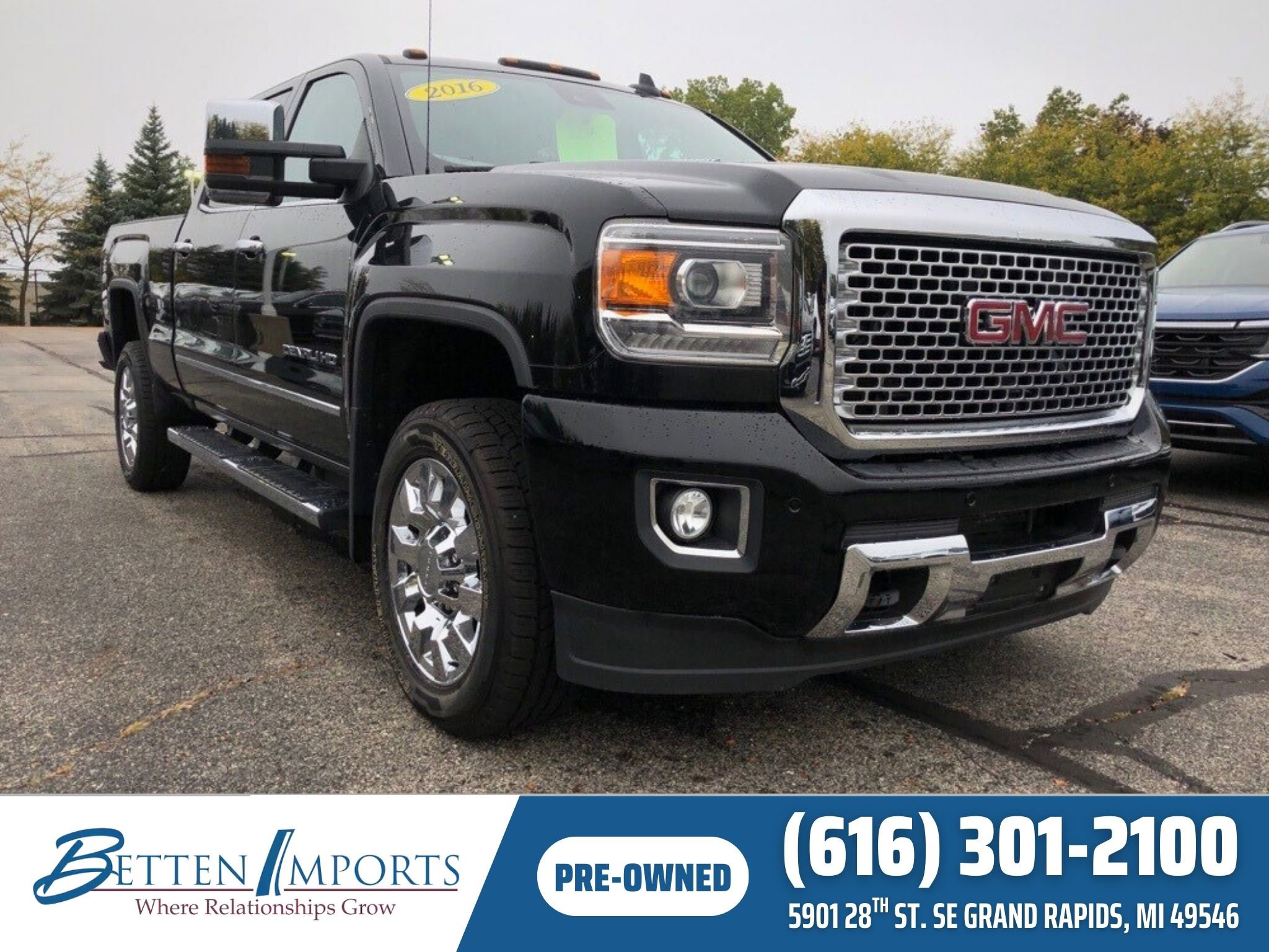 Used 2016 GMC Sierra 2500 Denali w/ Driver Alert Package image 1