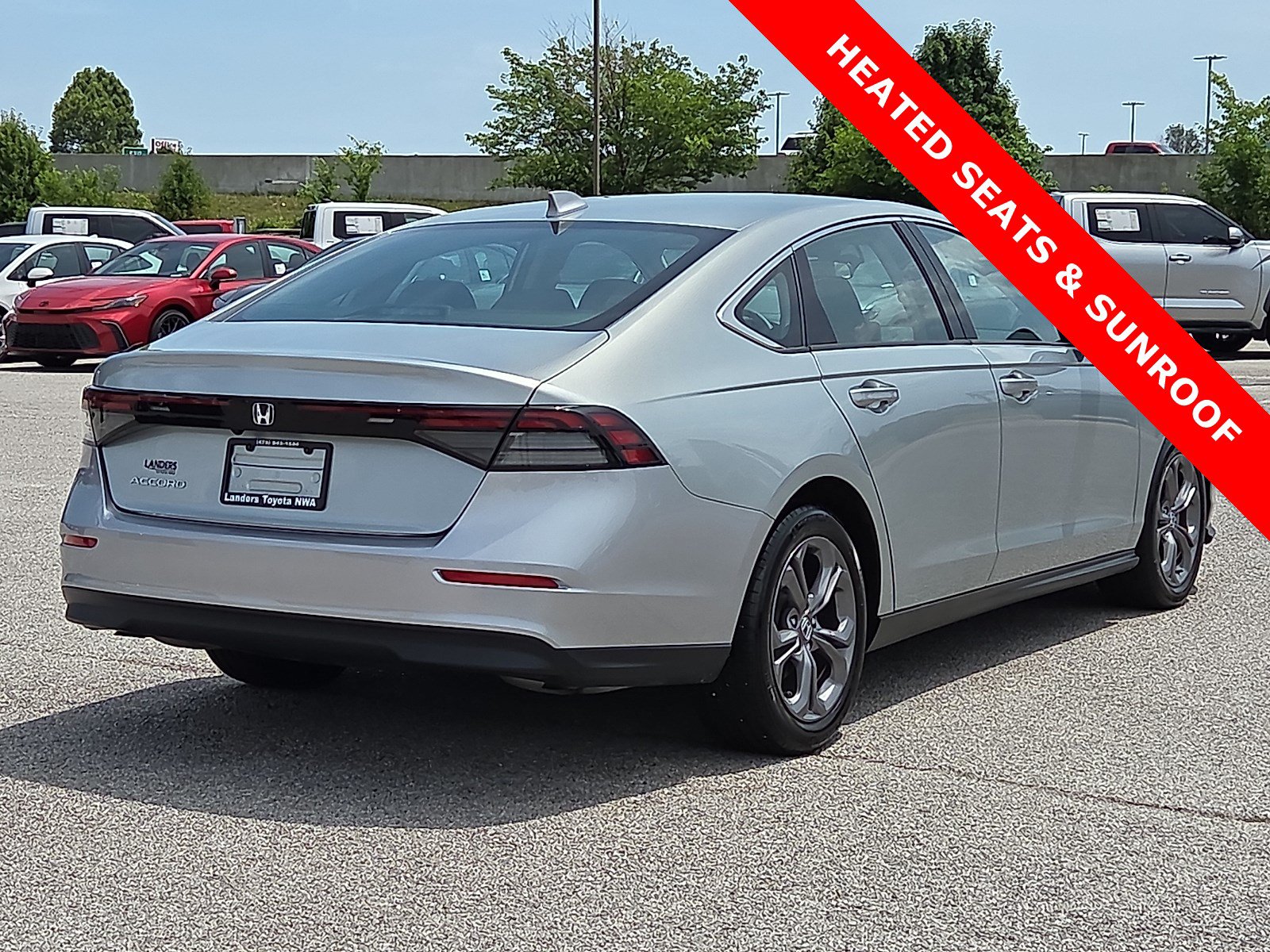 Used 2024 Honda Accord EX image 5