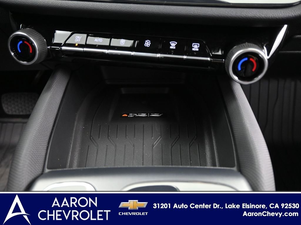 New 2026 Chevrolet Equinox EV RS image 23